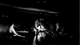 Somebody Loves Me - Tony DeSare (Live in NYC at 54 Below)