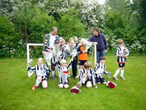 Kanpioenschap viering door DOB F1