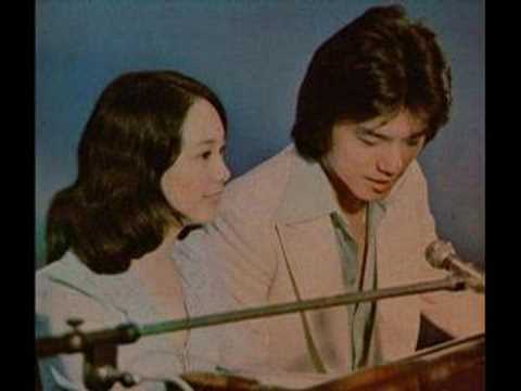 點解手牽手 - 陳秋霞 Chelsia Chan