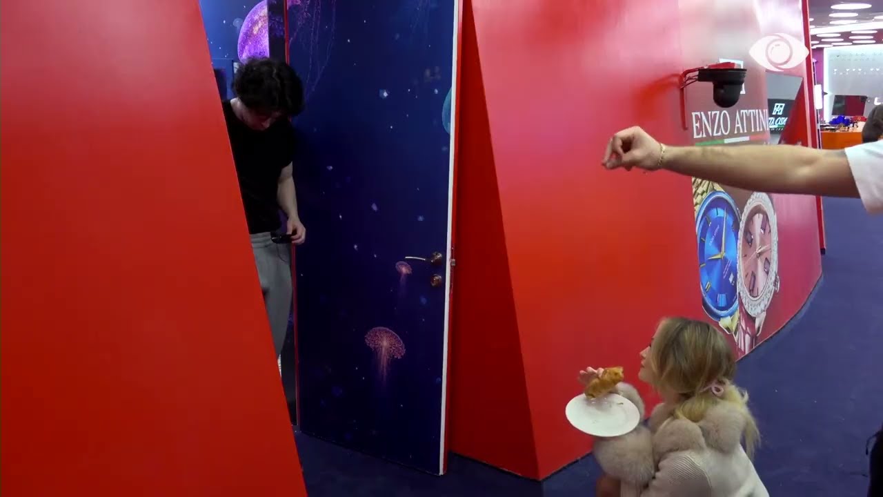 Banorët hapin derën e akuariumit