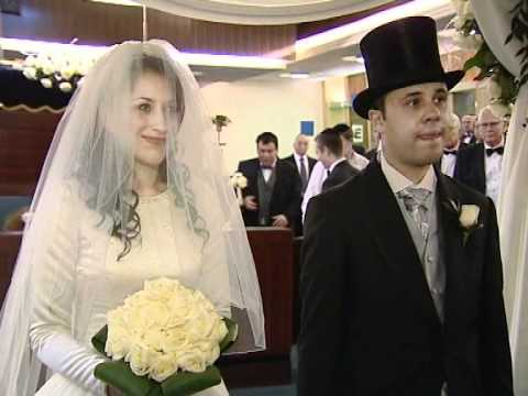 Moshe Haschel & The Neimah Singers Singing Mi Adir.wmv