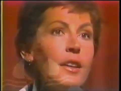 HELEN REDDY - AH, MY SISTER - QUEEN OF 70s POP - TONI LAMOND