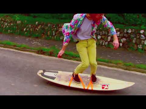 Half Kut - Love Wave (Official Video)