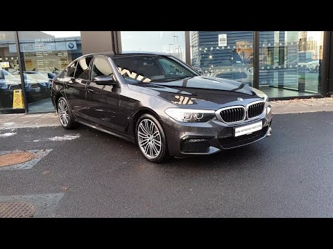 LB69UFV - 2019 BMW 5 Series 530e M Sport iPerformance Saloon 41,500