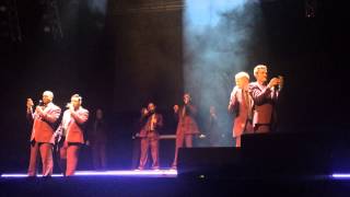 &#39;Text Me Merry Christmas&#39; Straight No Chaser