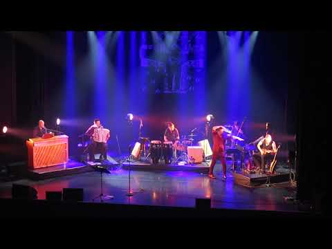 Miljoonasade feat Matti Kallio -  Rokkibändi Wounded Knee