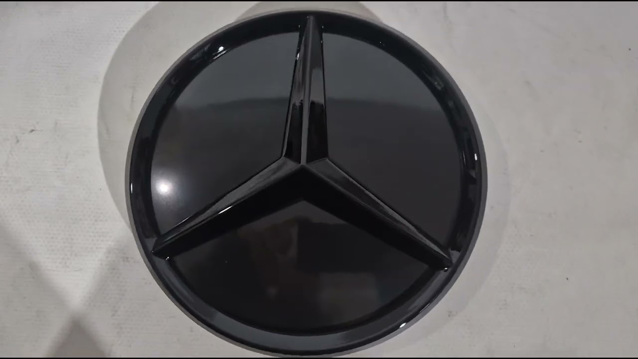 Mercedes Viano 2004–2014 Sprednja emblema s 3D zvezdo, črn okvir A2058806406 (2008-2015) Video 2