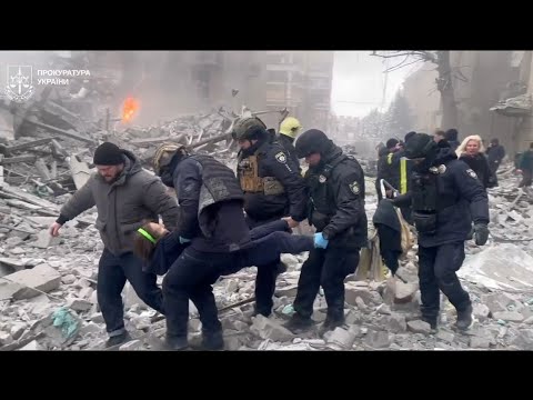 Russian army hits center of Kharkiv with ballistic missile: Several people trapped under rubble