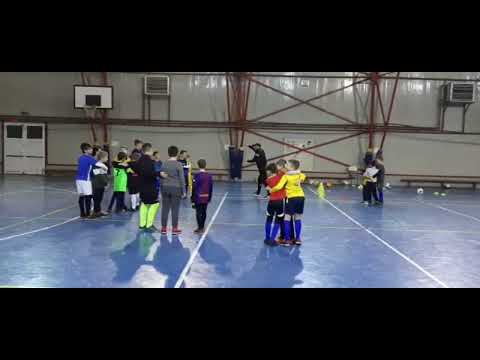 Antrenamente gratuite pentru copiii refugiați din Ucraina, la CS Covaci Junior din Focșani