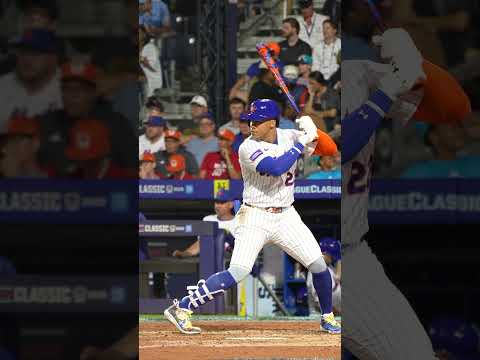 🗣️ SOTO SHUFFLE 🗣️ The Little Leaguers wanted Juan Soto to shuffle 🔥