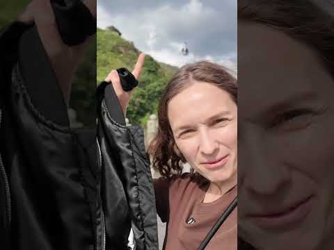 ¿PREFIERES VIAJAR A BOGOTÁ O A CARACAS?