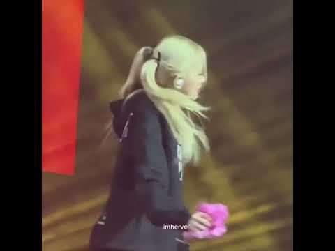 rosé mic drop funny moment #shorts