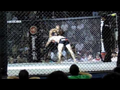 André Negão vs Giuliano Del Vigna (MMA) 36ª Copa Striker`s House - Curitiba - 26/04/2014 (1º round)