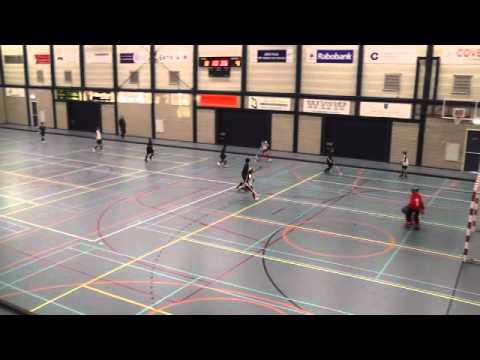 HC Eemvallei JD1 tegen Huizen JD2 in de zaal