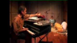 simakDIalog - "One Has To Be"