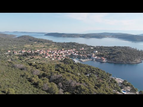 BOZAVA / BOXAVIA — 3,000 YEARS OF A VILLAGE ON DUGI OTOK