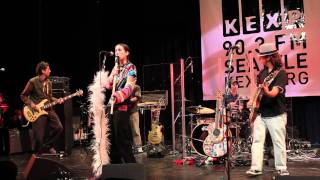 Aterciopelados - El Estuche (Live on KEXP)