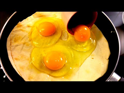 COVER the EGGS with a TORTILLA! Delicious recipe in 5 minutes! New breakfast recipe with eggs