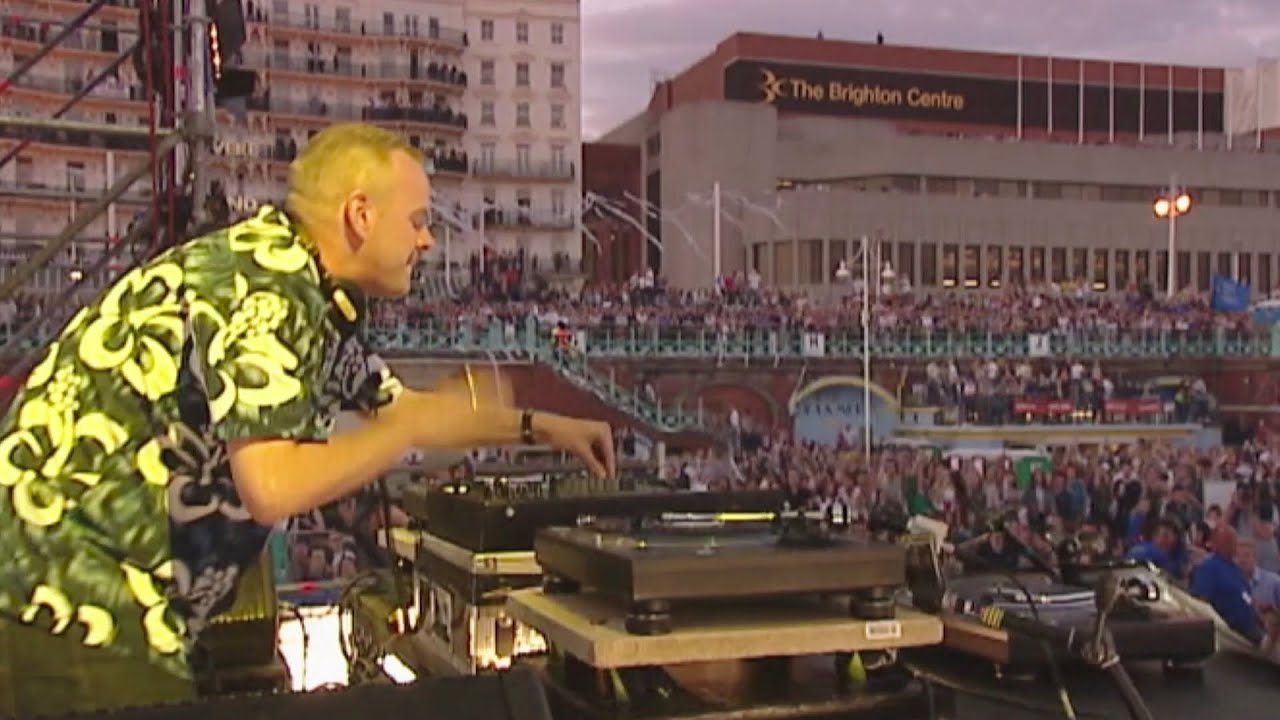 Fatboy Slim - Live @ Big Beach Boutique II x Brighton Beach 2002