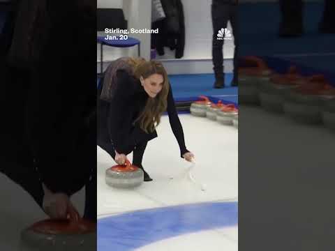 Princess William and Princess Kate go curling with the U.K.'s Olympic and Paralympic teams