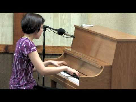 Stephanie Trick plays Handful Of Keys by Fats Waller stride piano