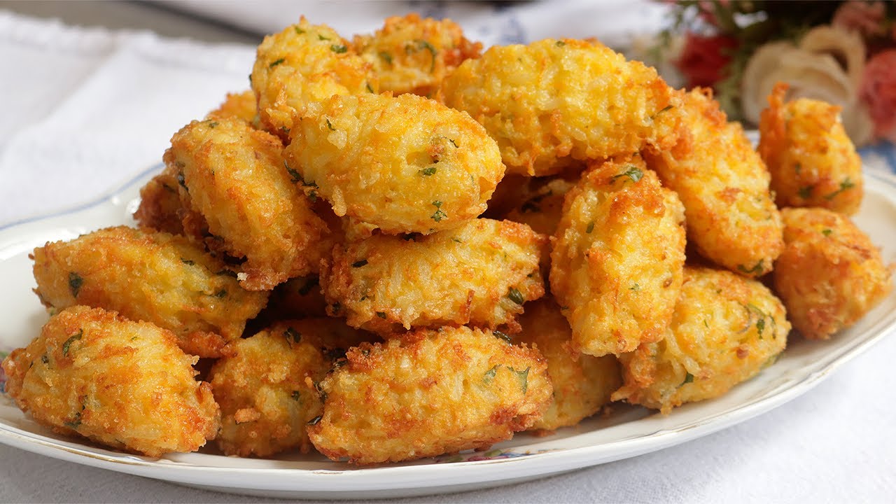 TEM ARROZ PRONTO! FAZ ESSE BOLINHO SIMPLES, FÁCIL, RÁPIDO E DELICIOSO! Como Fazer Bolinho de Arroz