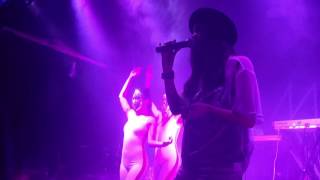 Javiera Mena - Pide (Sala Forum)