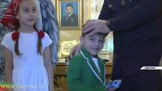 Накануне Глава Чечни поздравил с праздником Ид-аль-Фитр соратников.