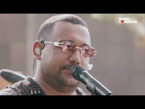 Rádio Comercial | Maninho no Concerto Mais Pequeno do Mundo