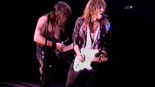 Bon Jovi - The Boys Are Back In Town (Osaka 1991)