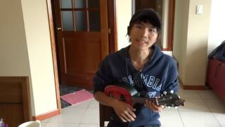 ウクレレを持って世界一周旅行！『上を向いて歩こう』