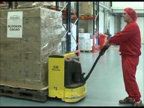 download lagu mp3 mp4 Dutch Cocoa Powder Australia, download lagu Dutch Cocoa Powder Australia gratis, unduh video klip Dutch Cocoa Powder Australia