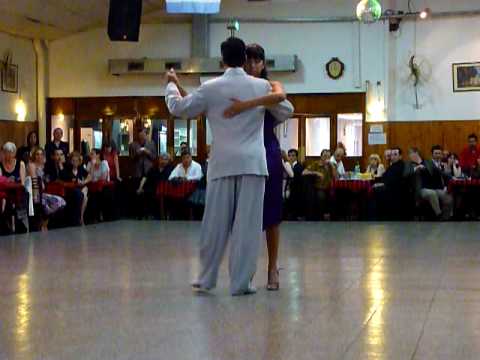  Roxana Suarez  and  Sebastian Achaval  are  dancing  to  the  tango  "  Junto A Tu Corazon  "