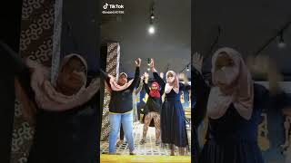Download lagu kasian kerudung merah prhatikan๐๐๐#beranda #viral #vlog #video #viralvideo #fyp #freefire mp3 Download lagu kasian kerudung merah prhatikan๐๐๐#beranda #viral #vlog #video #viralvideo #fyp #freefire mp3