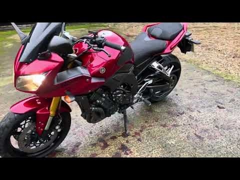 Yamaha FZ1S 2006 with 37011 miles very good condition with lots of extras. www.motorcyclecentre.com