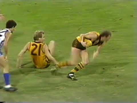 1986 Round 2 VFL North Melbourne Vs Hawthorn at MCG  Sevens Big League, Part of First Quarter  13 mi