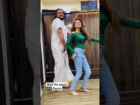 Ek pal ka jeena☺️ Father Saab ka dance move🤭 #bindasskavya #dance #shorts