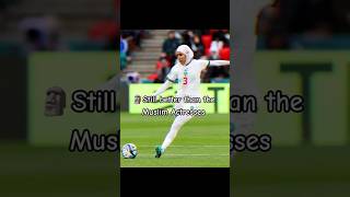 Download lagu Nouhaila Benzina, wanita Muslim pertama yang mengenakan hijab dan bermain di Piala Dunia. mp3