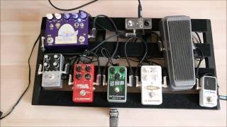 Video thumbnail for Electro Harmonix Mike Matthews Dirt Road Special Amp ( w/different pedals) by randomguitar