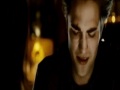 EDWARD CULLEN LE CANTA A BELLA 