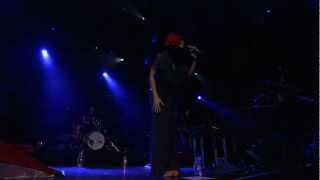 [HD] Bat For Lashes - A Wall (Live at iTunes Festival 2012)
