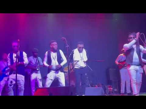 Quand Papy Kerro chanté 100% originalité