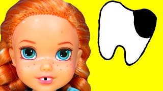 Sugar Bugs ! ANNA toddler at the Dentist ! - Little ELSA is there too
