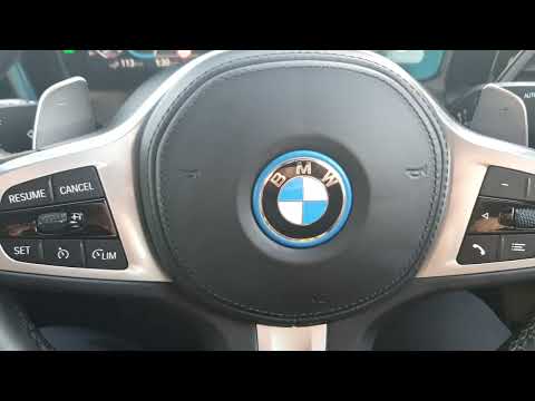 BMW 3-Series 330e M Sport Saloon - Image 2