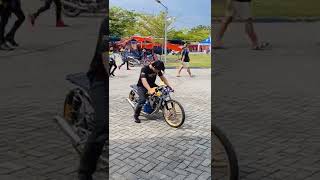 Download lagu MOTOR BALAP AGUS KOTAK mp3 Download lagu MOTOR BALAP AGUS KOTAK mp3