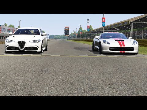 Alfa Romeo Giulia Quadrifoglio Verde vs Chevrolet Corvette C7 Stingray at Monza Full Course
