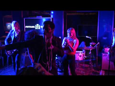 Vintage Trouble - Baby Get It On feat. Gina Pita and Valarie Pettiford