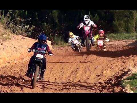Campeonato Catarinense de Velocross - Disputa até a ultima volta na Corrida Feminina