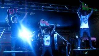 Pierce The Veil - "Get Fucking Low" & "Drella" (Live @ THE BAMBOOZLE LEFT 2010)