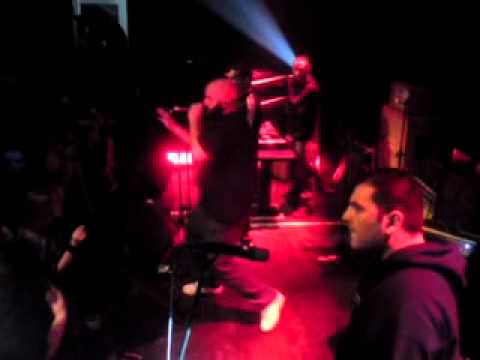 Totem - Einai Ola Omorfa Pia (Live Feat. PsyClinic TactiX) @ Passport -  Atlantis Party